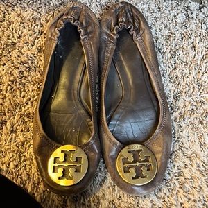 Well loved Tory Burch Revas